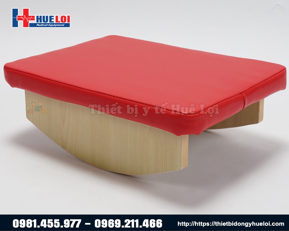 dụng cụ giúp cho trẻ em tập thăng bằng