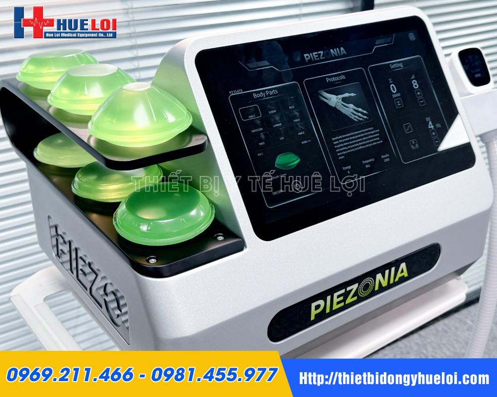 Giao diện m&agrave;n h&igrave;nh cảm ứng c&agrave;i đặt tần số v&agrave; cường độ m&aacute;y PIEZONIA