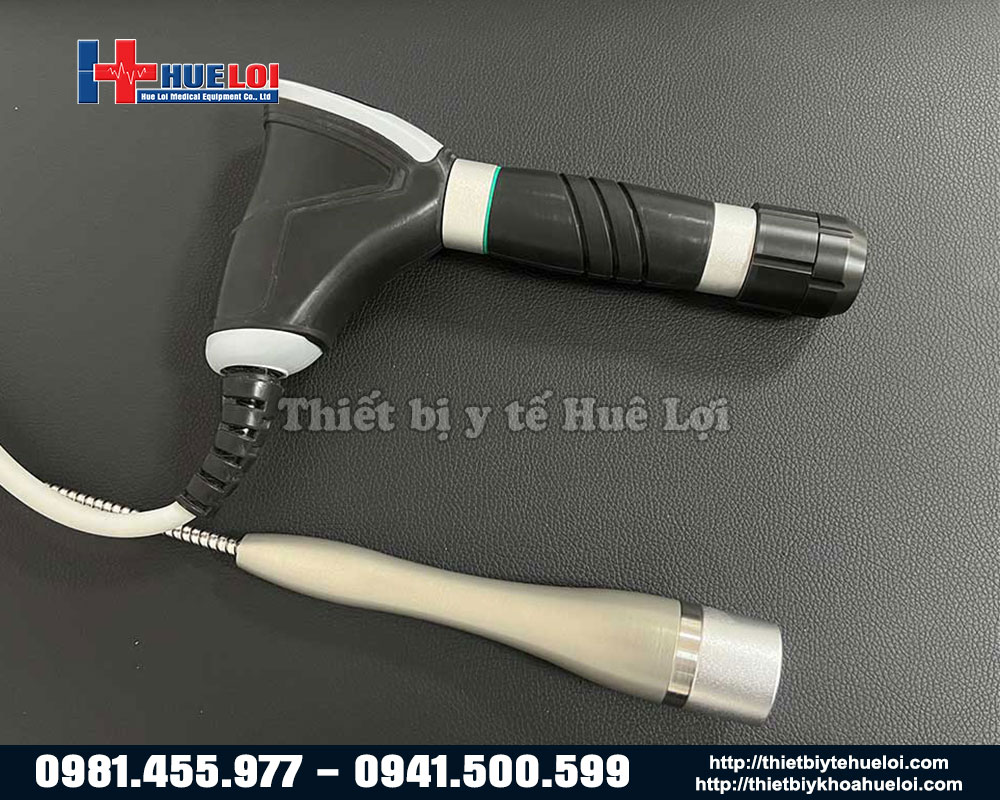 Tay cầm xung kích của máyxung kích kết hợp laser