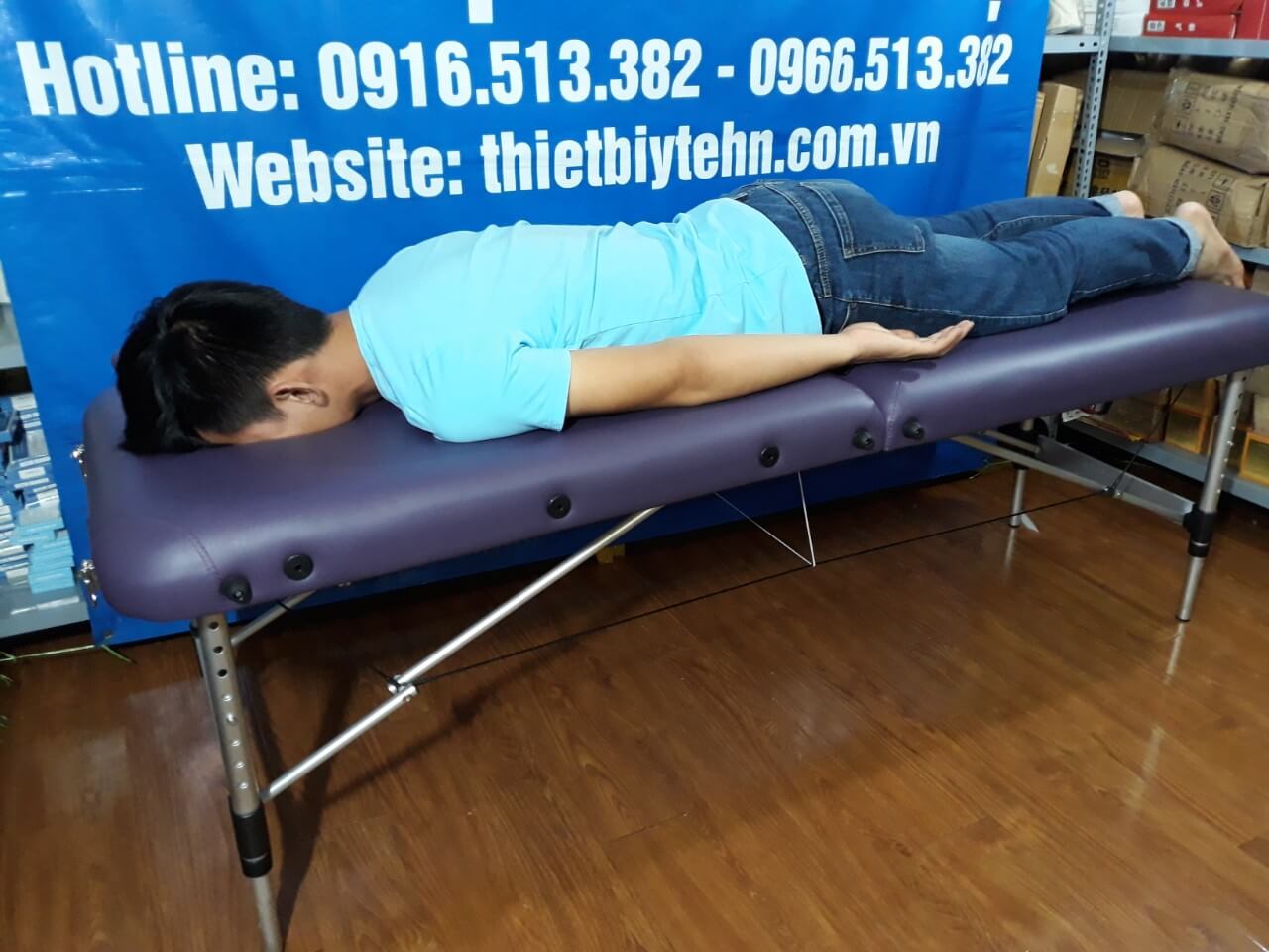 giường massage chân nhôm dạng vali