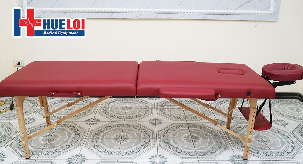 giường bấm huyệt gấp gọn chân gỗ